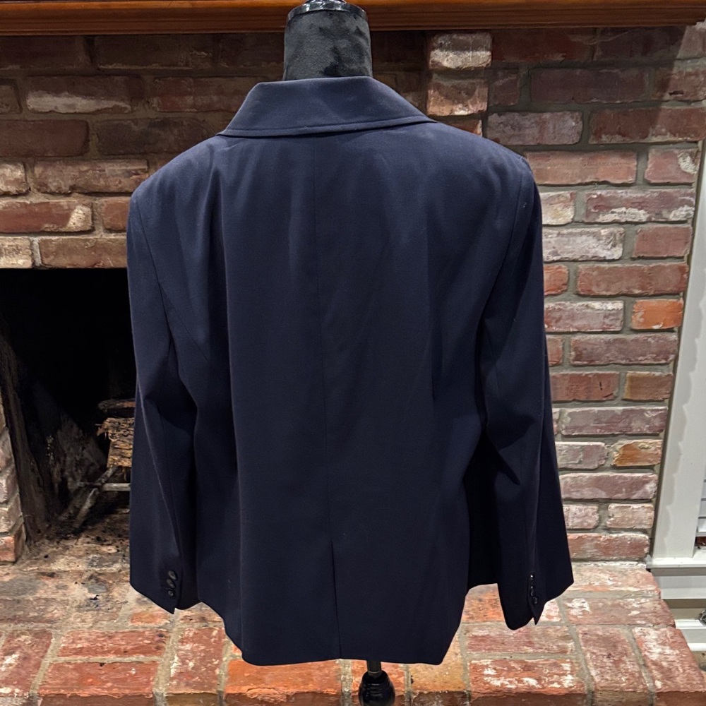 Classic Navy Women's Blazer - Picture 3 of 8